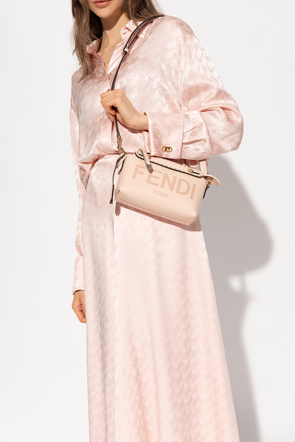 Women's Bags | Fendi Couture Spring 2022 Fashion Show Arrivals